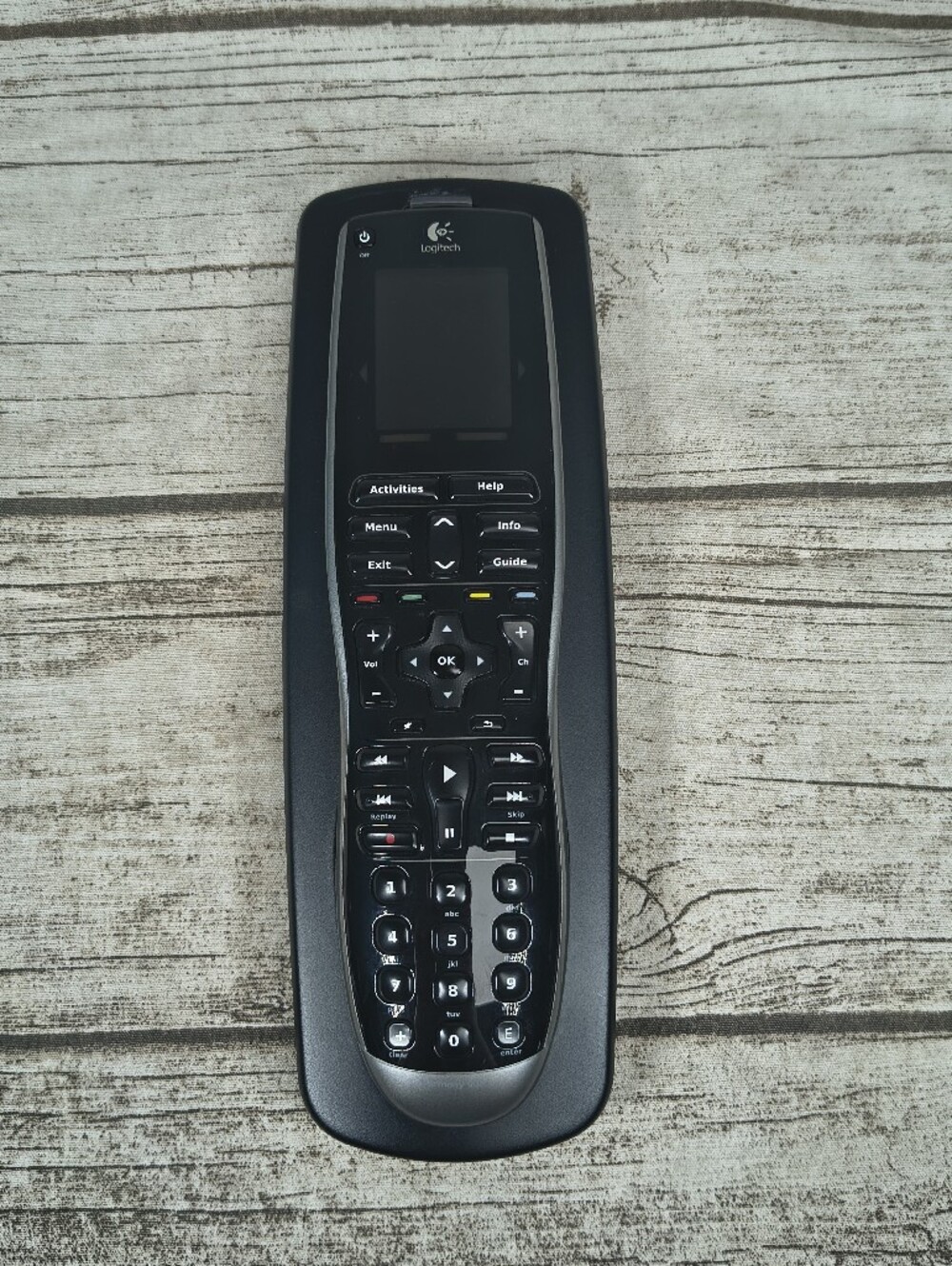 Logitech Harmony 900 Universal Touchscreen Remote